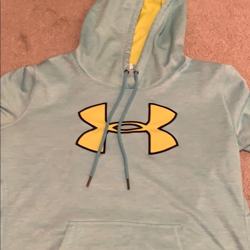 women’s under armour hoodie